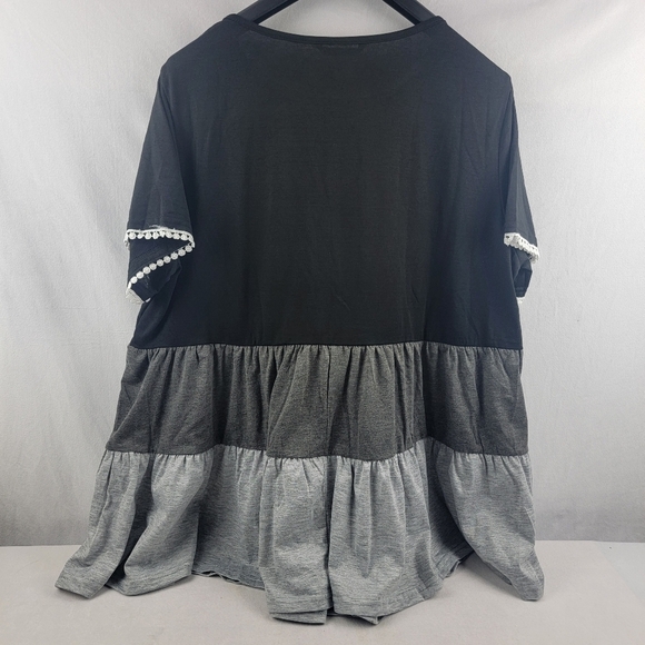 NWT Bloom Chic ruffle tiered colorblock loose fit top Size 14-16 - Picture 6 of 7